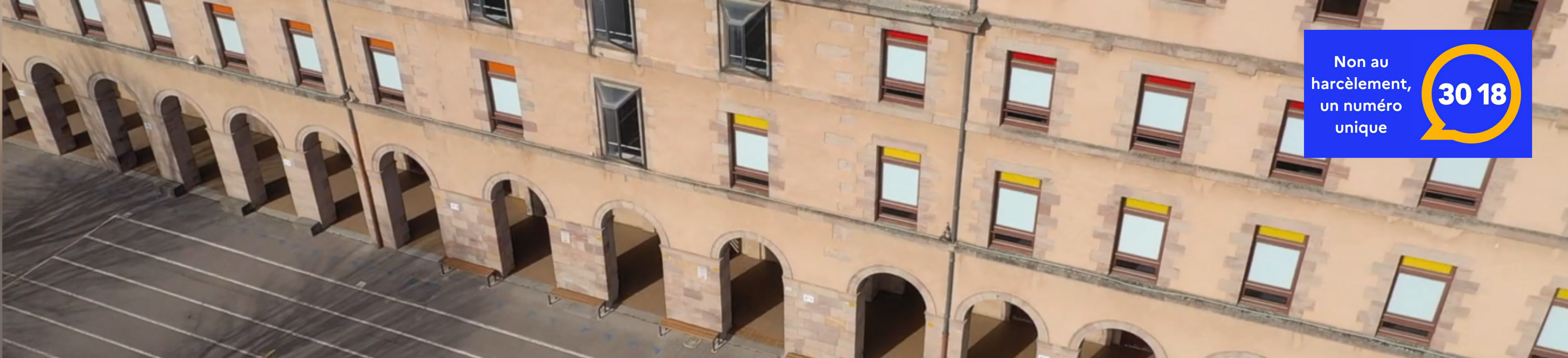 Bannière collège fabre + numéro harcèlement